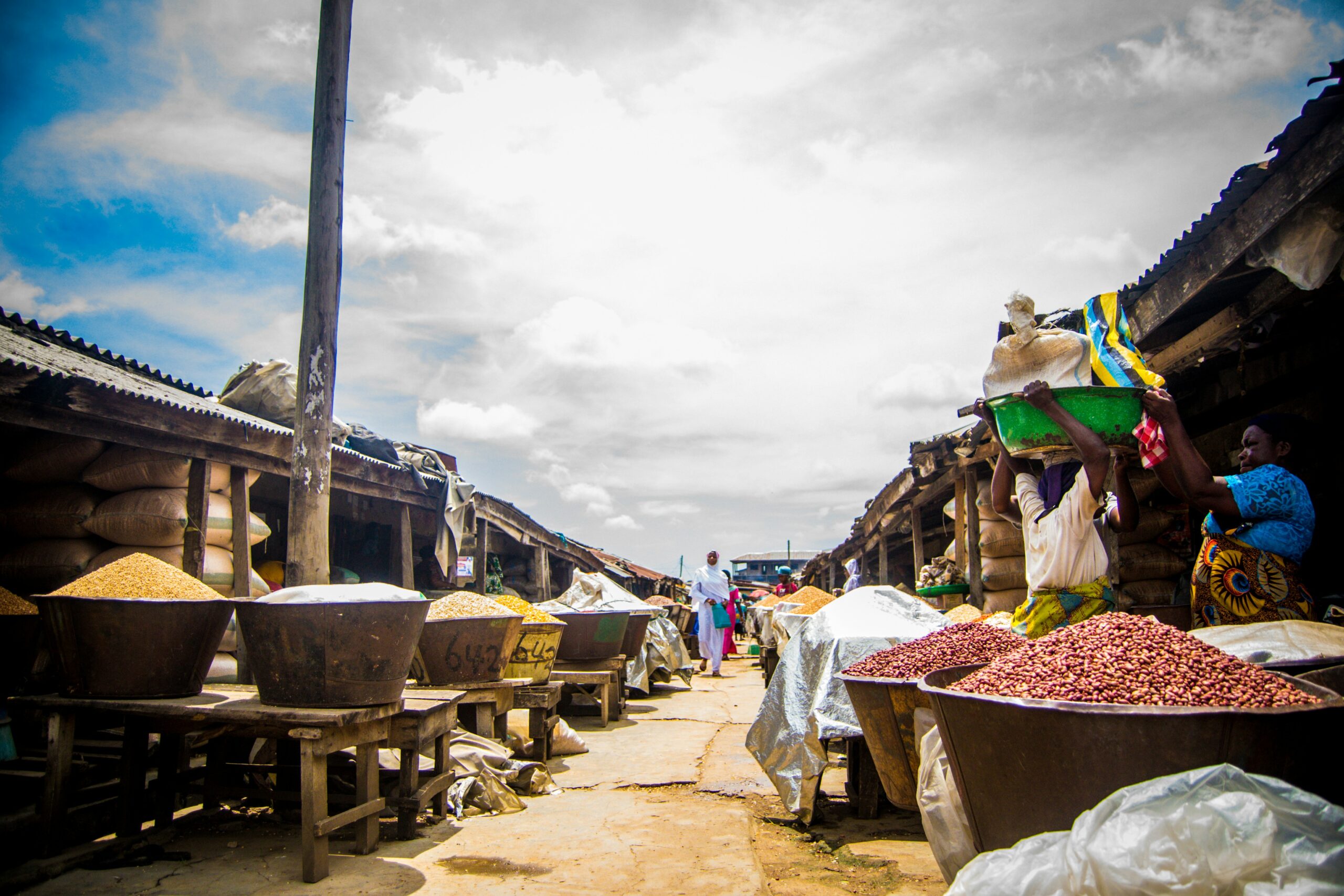 sheyi owolabi tlzu4kcf058 unsplash